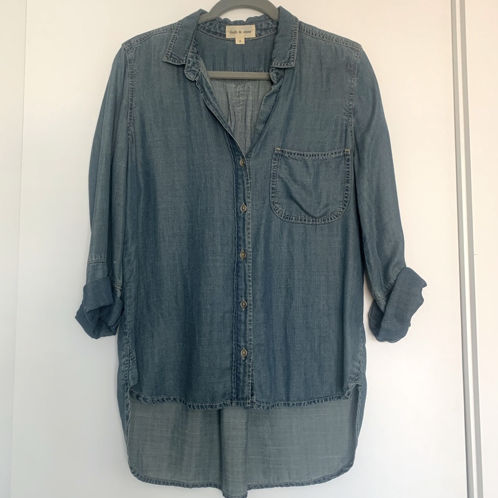 Cloth & Stone denim button down shirt size M